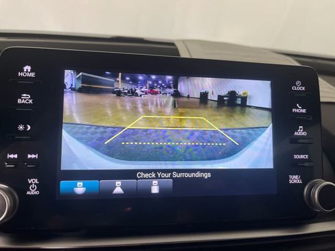 Used 2021 Honda Accord Sport image 19