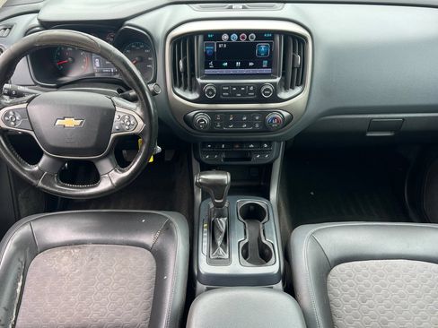 Used 2015 Chevrolet Colorado Z71 w/ LPO, Bed Protection Package AWD/4WD image 13