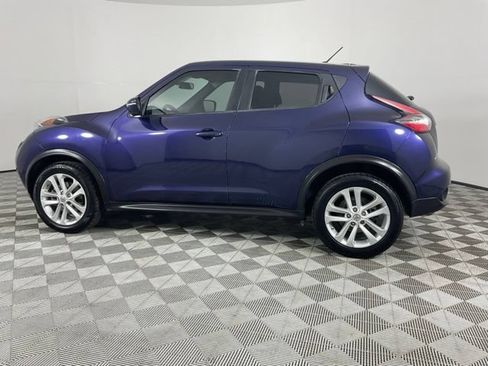 Used 2015 Nissan Juke S FWD image 3