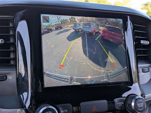 Used 2024 RAM 1500 Laramie image 20