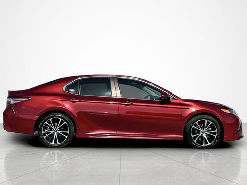 Certified 2018 Toyota Camry SE FWD image 6