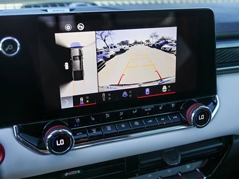 Used 2023 GMC Canyon AT4X w/ Edition 1 image 20