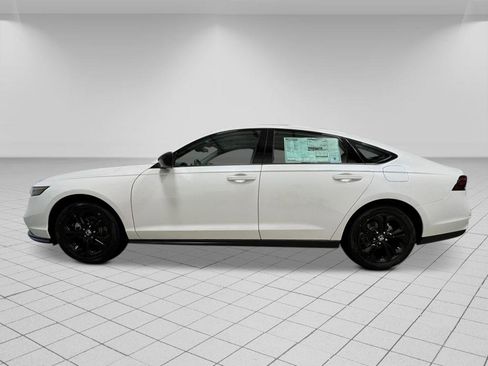 New 2025 Honda Accord SE image 2