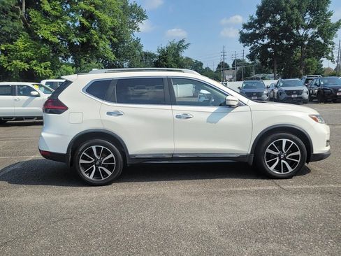 Used 2019 Nissan Rogue SL w/ Premium Package AWD/4WD image 7