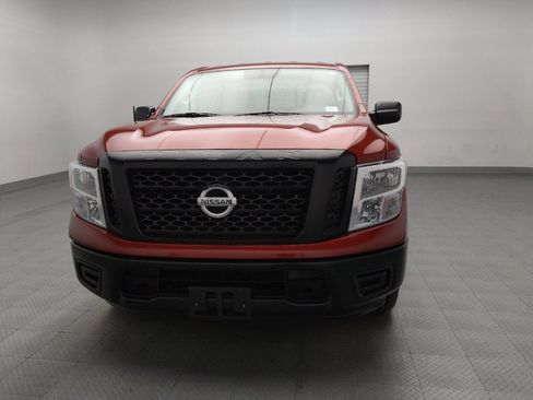 Used 2018 Nissan Titan S image 15