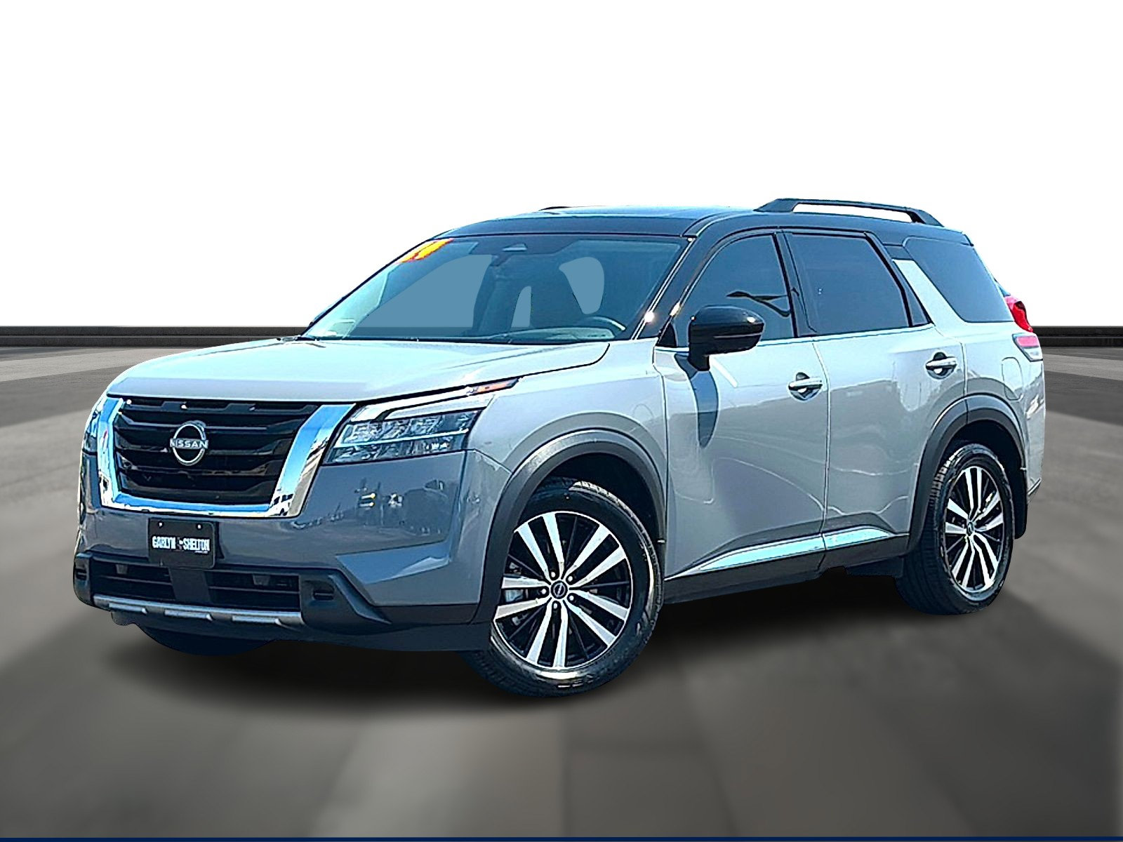 Used 2024 Nissan Pathfinder Platinum w/ Cargo Package FWD image 1