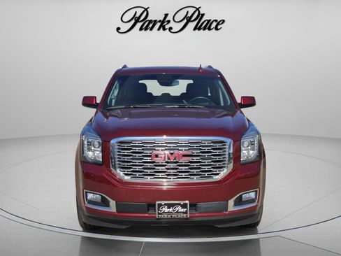 Used 2019 GMC Yukon Denali w/ Denali Ultimate Package image 8