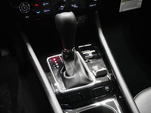 New 2026 Jeep Compass Latitude AWD/4WD image 23