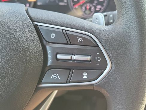 Used 2022 Hyundai Santa Fe SEL FWD image 15