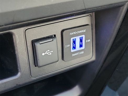 Used 2023 Toyota 4Runner TRD Off-Road Premium image 29