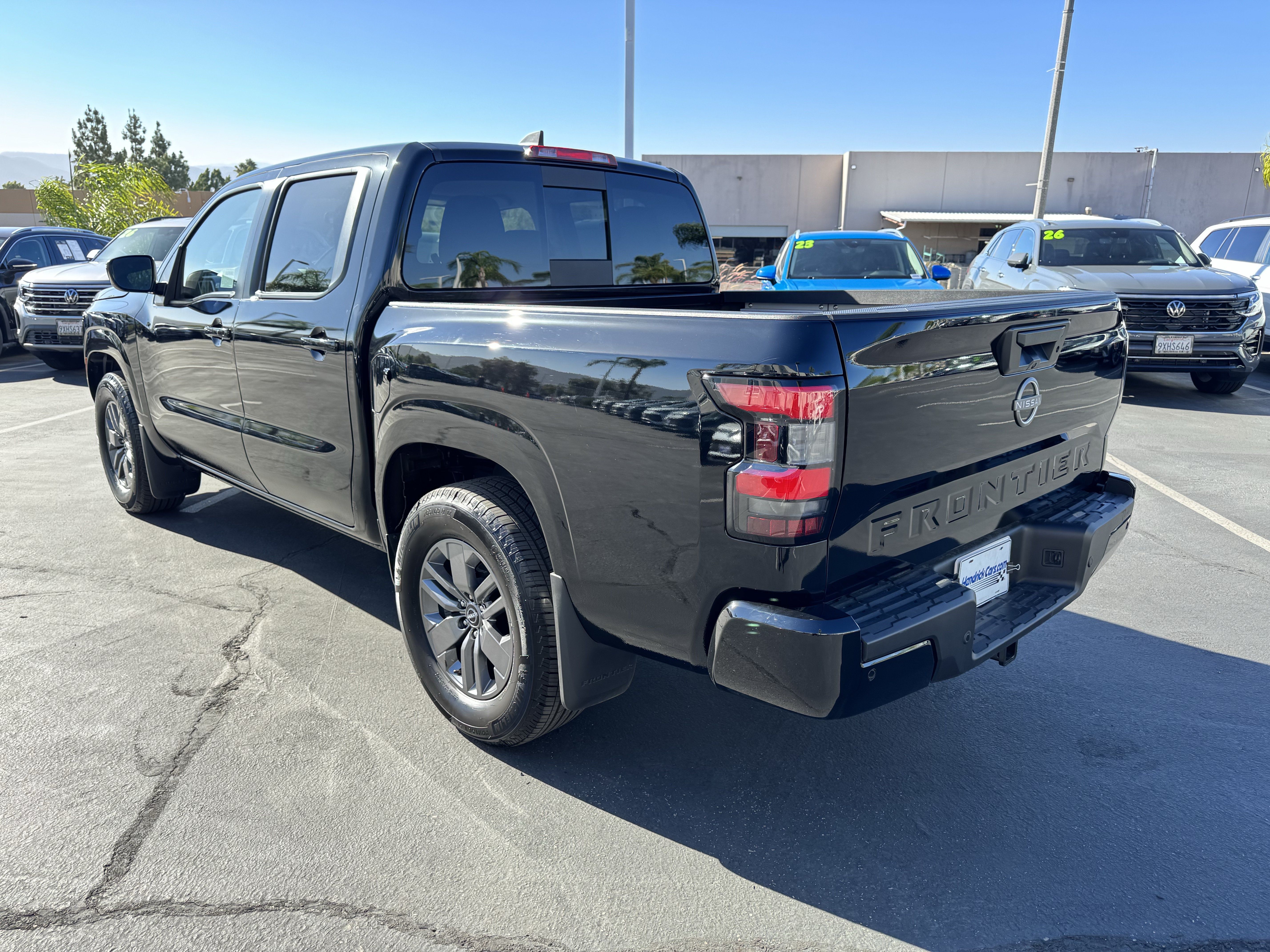Used 2026 Nissan Frontier SV w/ SV Convenience Package RWD image 6