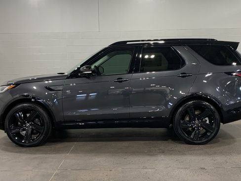 New 2025 Land Rover Discovery Dynamic SE image 7