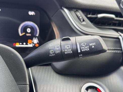 New 2025 Jeep Grand Cherokee 4WD image 26