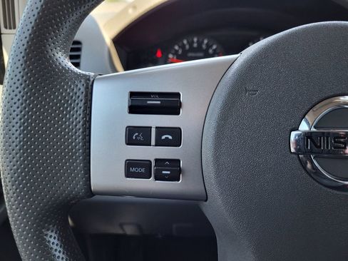 Used 2020 Nissan Frontier SV w/ Midnight Edition Floor Mats image 23