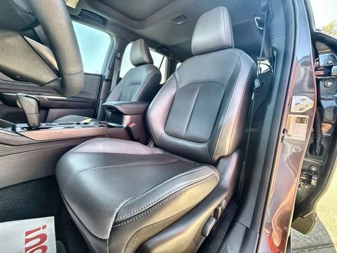 Used 2026 Subaru Outback Limited AWD/4WD image 11