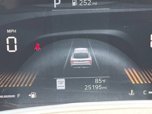 Used 2025 Kia K4 FWD image 35
