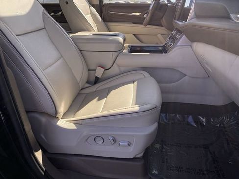 Used 2023 GMC Yukon Denali image 43
