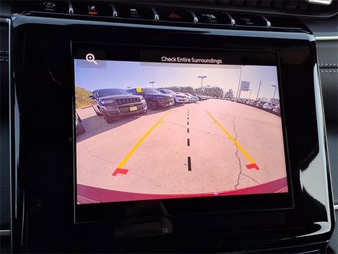 New 2025 Jeep Grand Cherokee Altitude image 27