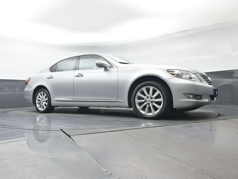 Used 2010 Lexus LS 460 AWD image 39