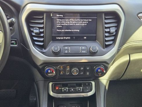 Used 2023 GMC Acadia SLE w/ Driver Convenience Package image 20