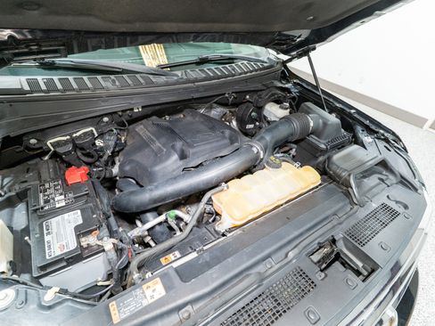 Used 2018 Ford Expedition Max Platinum image 38