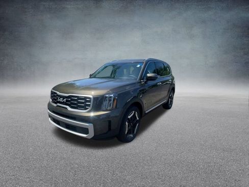 Used 2025 Kia Telluride S image 8