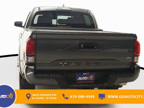 Used 2019 Toyota Tacoma TRD Sport image 14