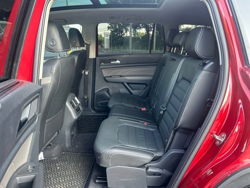 Used 2023 Volkswagen Atlas SEL Premium AWD/4WD image 28