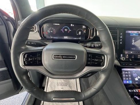 Used 2023 Jeep Grand Wagoneer Series III image 35