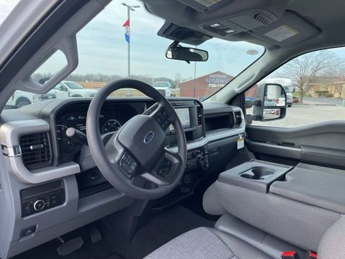 New 2026 Ford F250 XL image 31