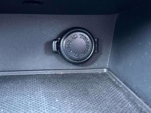 Used 2019 Subaru Crosstrek 2.0i Premium image 23