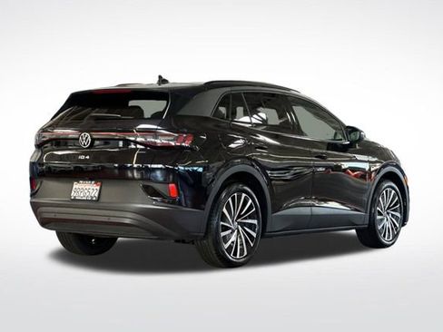 Certified 2024 Volkswagen ID.4 S image 5