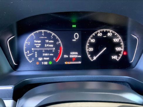 Used 2025 Honda Pilot EX-L image 25