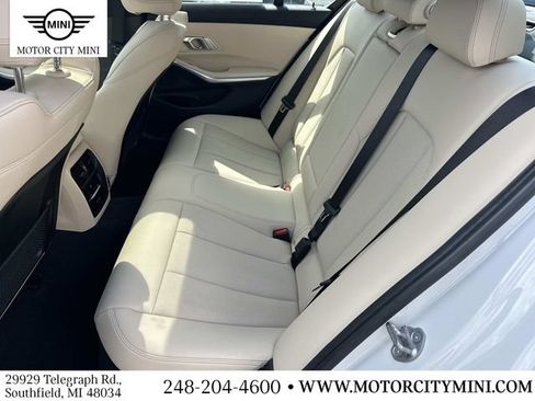Used 2023 BMW 330i xDrive Sedan w/ Premium Package AWD/4WD image 15