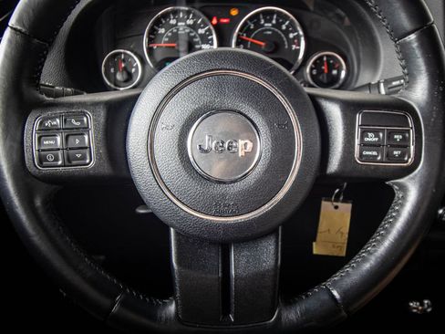 Used 2016 Jeep Wrangler Sport w/ Quick Order Package 24S AWD/4WD image 31