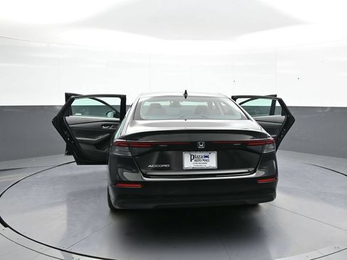 Certified 2023 Honda Accord EX image 47