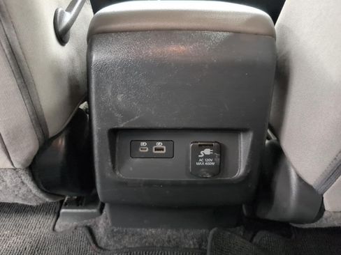 Used 2022 Nissan Frontier SV AWD/4WD image 23