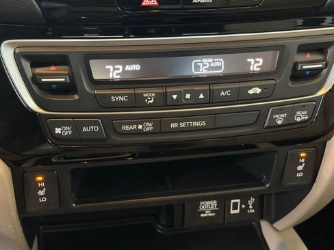 Used 2017 Honda Ridgeline RTL-E image 22