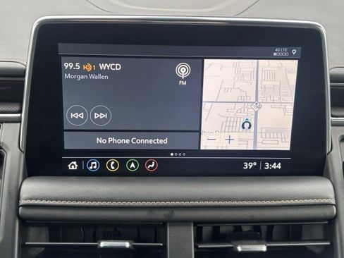 Used 2021 GMC Yukon AT4 w/ AT4 Premium Package image 28