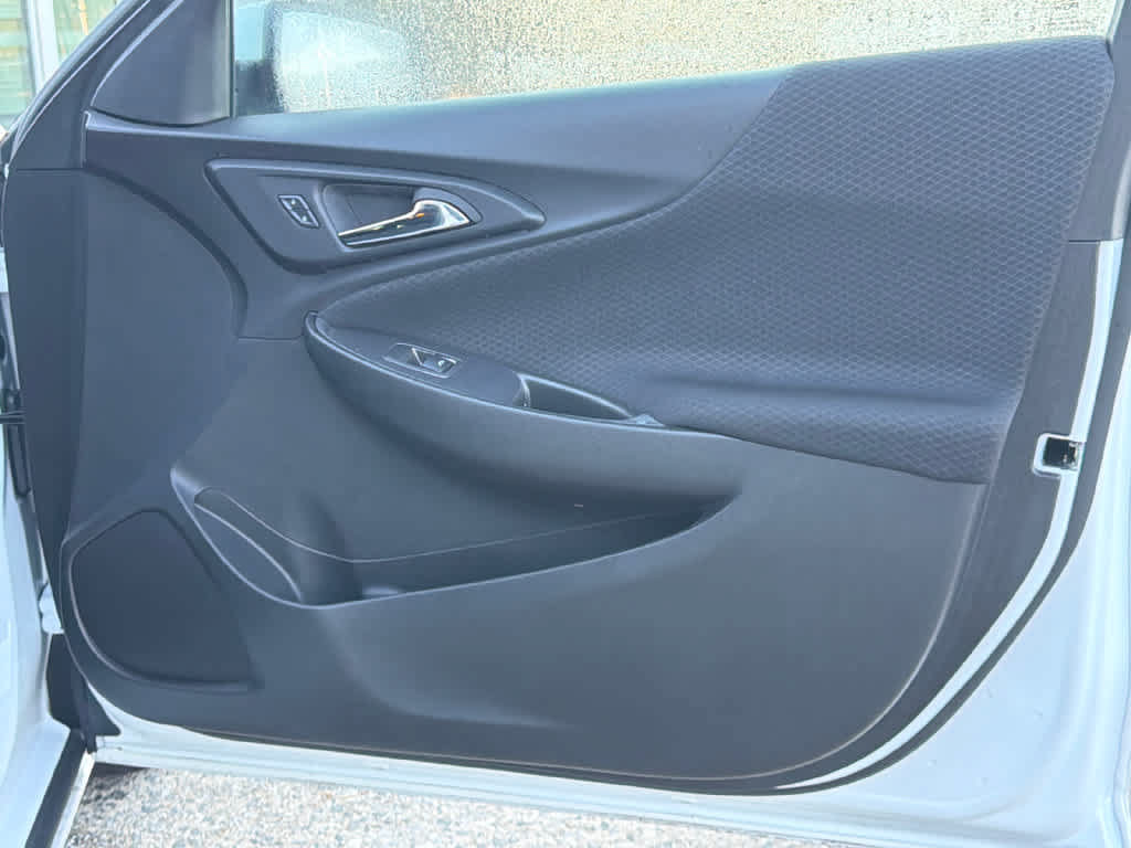 Used 2023 Chevrolet Malibu LT FWD image 15
