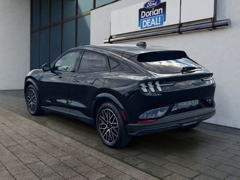 Used 2025 Ford Mustang Mach-E Premium AWD/4WD image 5