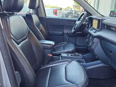 Used 2023 Ford Maverick Lariat w/ Black Appearance Package image 15