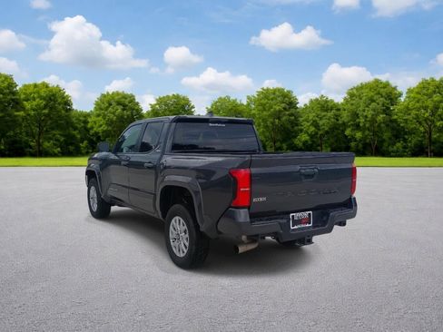 Used 2024 Toyota Tacoma SR5 RWD image 5