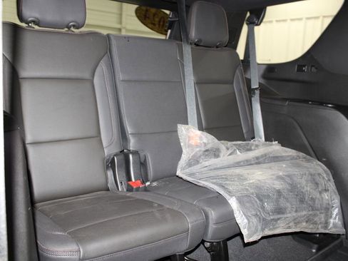 Used 2024 Chevrolet Tahoe High Country image 30