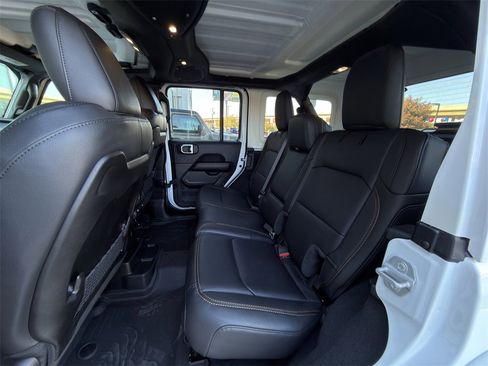 New 2025 Jeep Wrangler Sahara image 18