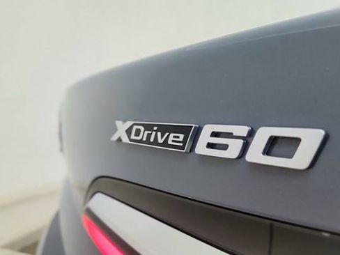 Used 2023 BMW i7 xDrive60 image 18