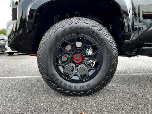 Certified 2025 Toyota Tacoma TRD Pro image 31