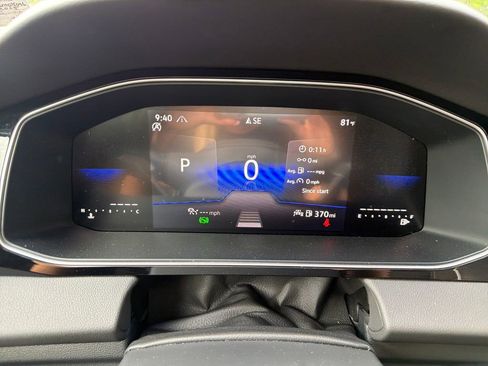 Used 2025 Volkswagen Jetta Sport FWD image 18