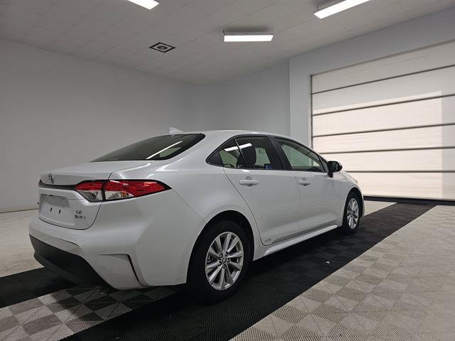 Certified 2025 Toyota Corolla LE w/ LE Premium Package AWD/4WD image 30