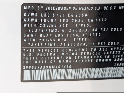 Used 2022 Volkswagen Tiguan SE image 32